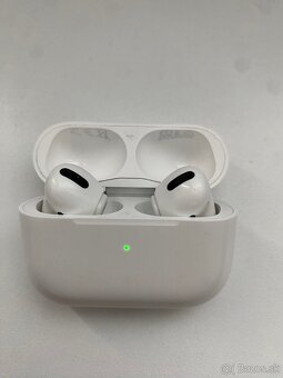 Apple AirPods Pro 1 - 2