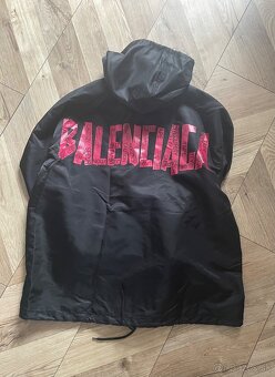 bunda balenciaga - 2