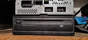 TV tuner / DVD jednotka / Interface Audi A8 D3 - 2