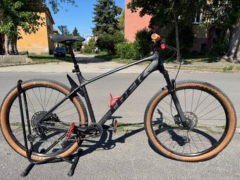 Predám Trek Marlin 8 2023 XL v zachovalom stave - 2