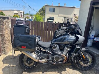 Predam nadhernu harley davidson panamerica 1250 - 2