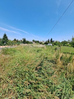 Predáme pekný pozemok 1629m2 na stavbu RD Veľký Kýr - 2