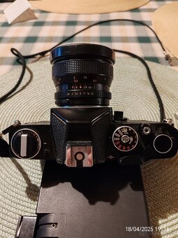 Retro fotoaparát Chinon CX1 - 2