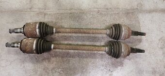 Grand cherokee WK2 - zadne poloosi - 2