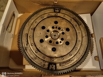 Zotrvačník Bmw E90 - 2