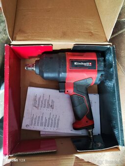 Rázovy uťahovák - 2