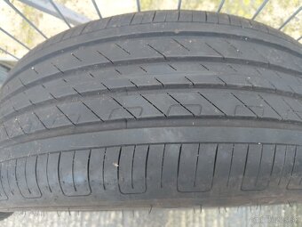 Letne gumy 215/50 r18 92V - 2