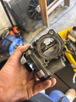 Škrtiaca klapka 1.6 hdi - 2