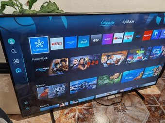 Predám 1 ročný 4K Smart LED TV Samsung UE50DU7172 - 2
