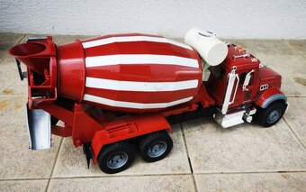 Bruder autá - 2