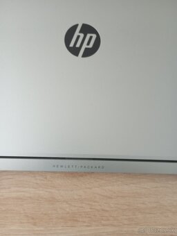 Predám notebook HP - 2