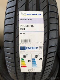215/60R16 Michelin - 2