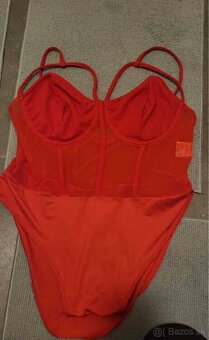 Dámske červené body - 2