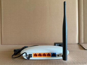 TP-LINK TL-WR740N Wi-Fi router - 2