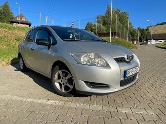 Toyota Auris - 2