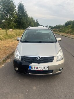 Toyota Corolla Verso 1.8 VVT-i - 2