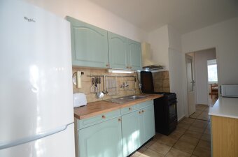 NA PRENÁJOM PEKNÝ 4 IZBOVÝ BYT SO ZÁHRADOU NA RUDENKOVEJ - 2