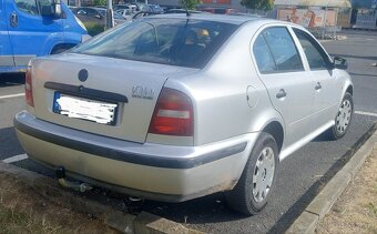 Škoda Octavia 1 , 55kw 1.6 benzín rv 1999 - 2