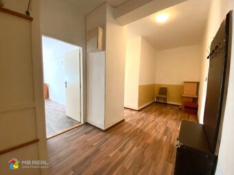 Veľkometrážny jednoizbový byt, Banská Bystrica, Sídlisko - 2
