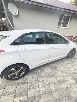 Predam Hyundai i30 - 2