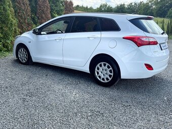 Hyundai i30 1.6Crdi 175tkm - 2