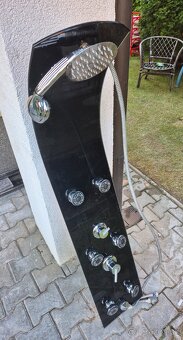 Čierna hydromasážna sprcha so 6 tryskami - 2