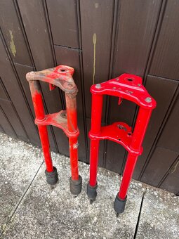 2x vidlica Babetta 207 - 2
