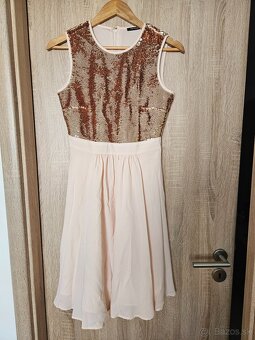 Elegantné spoločenské šaty s doplnkami - 2