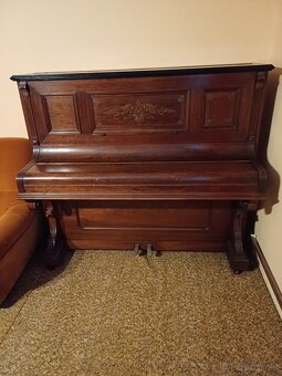 Starodávny klavír - piano A. Proksch - 2