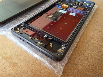 V ponuke nový displej pre Huawei - 2