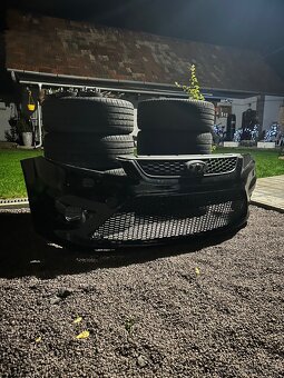 Nárazník Ford focus st - 2