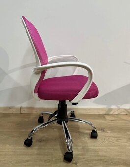 Kancelarska stolicka ergonomicka - 2