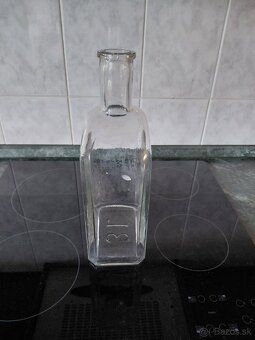 Stará okienková flaša - 2