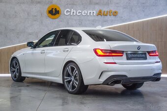 BMW Řada 3 M340i Keyless/HUD/xDrive/A/T - 2