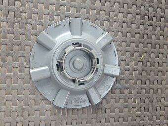 Stredová krytka alu disku Ford Focus - 2