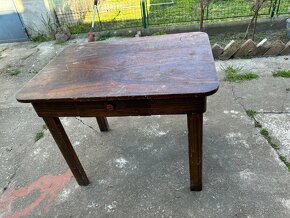 Predám Staršie zachované  stoly - 2