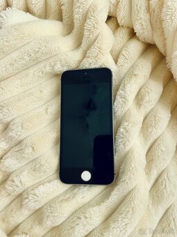 Poškodený iPhone 5s - 2
