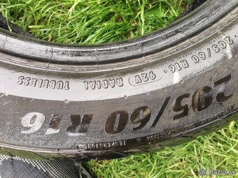 205/60 r16 letné pneumatiky dobrom stave - 2
