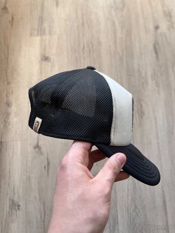 Bape Swarovski šiltovka - 2