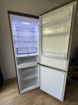 Chladnička s mrazničkou Samsung - 2 ročná - 2