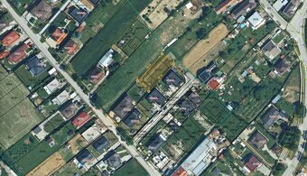 Veľké Bedzany - pozemok na stavbu RD, mobilny dom, záhrada - 2