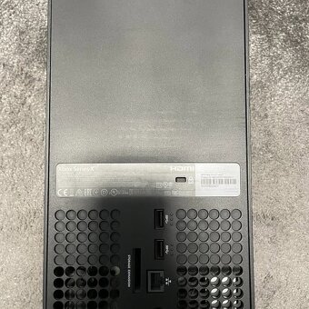 Xbox Series X 1TB + ovládač + káble - 2