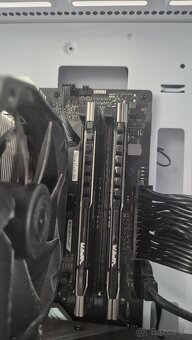🎮 Herný počítač + 27" monitor + klávesnica + myš – RTX 3070 - 2