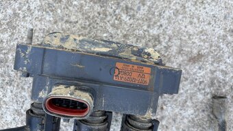 Ford explorer cievka zapaľovania a káble ku sviečkam - 2