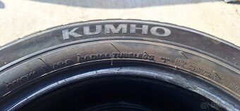 KUMHO 235 55 R18 ZIMNÉ PNEU S HROTAMI SADA SPOLU 100EUR  - 2