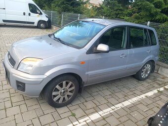 Ford fusion na opravu - 2