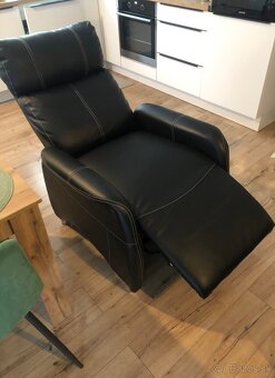 Polohovateľné kreslo - 2