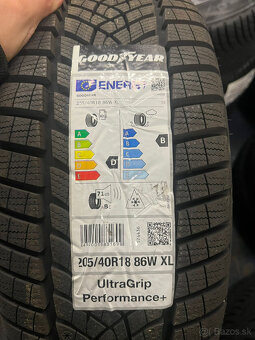4x108 r18 kolesa ford fiesta disky 205 40 18 elektrony Ford - 2