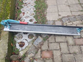 Rezačka na dlažbu - 2
