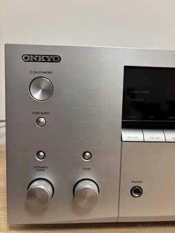 Zosilovač - ONKYO - 2